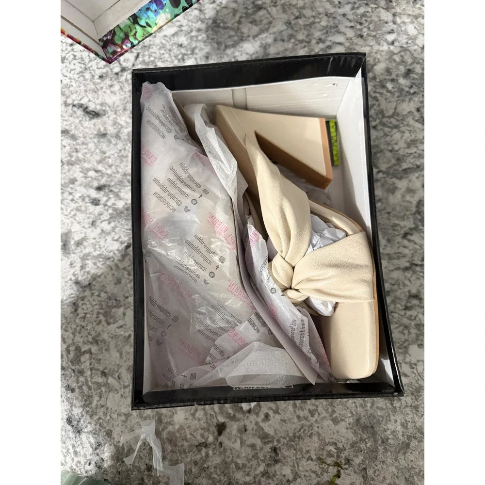 Cape Robbin footbed modern comfort